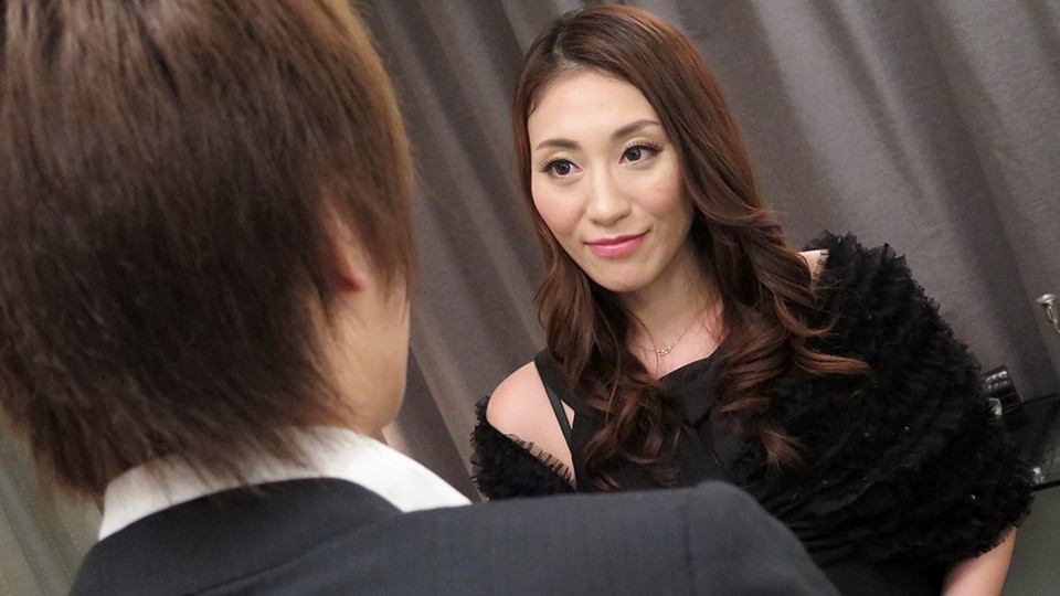 100925_100-paco หญิงสาวสวยที่ก…